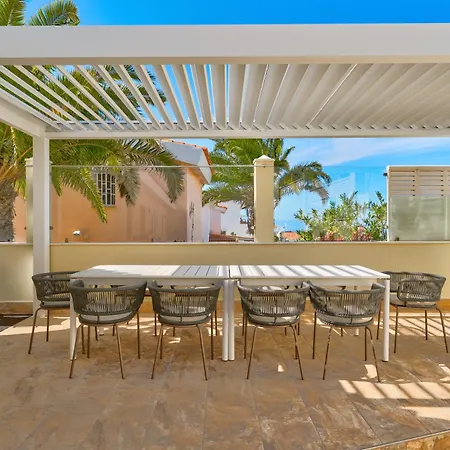 Augustas - Fabulous In Tenerife!